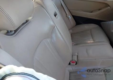 2015 Hyundai Genesis 3.8 из США, поврежденный, VIN KMHGN4JE4FU028754